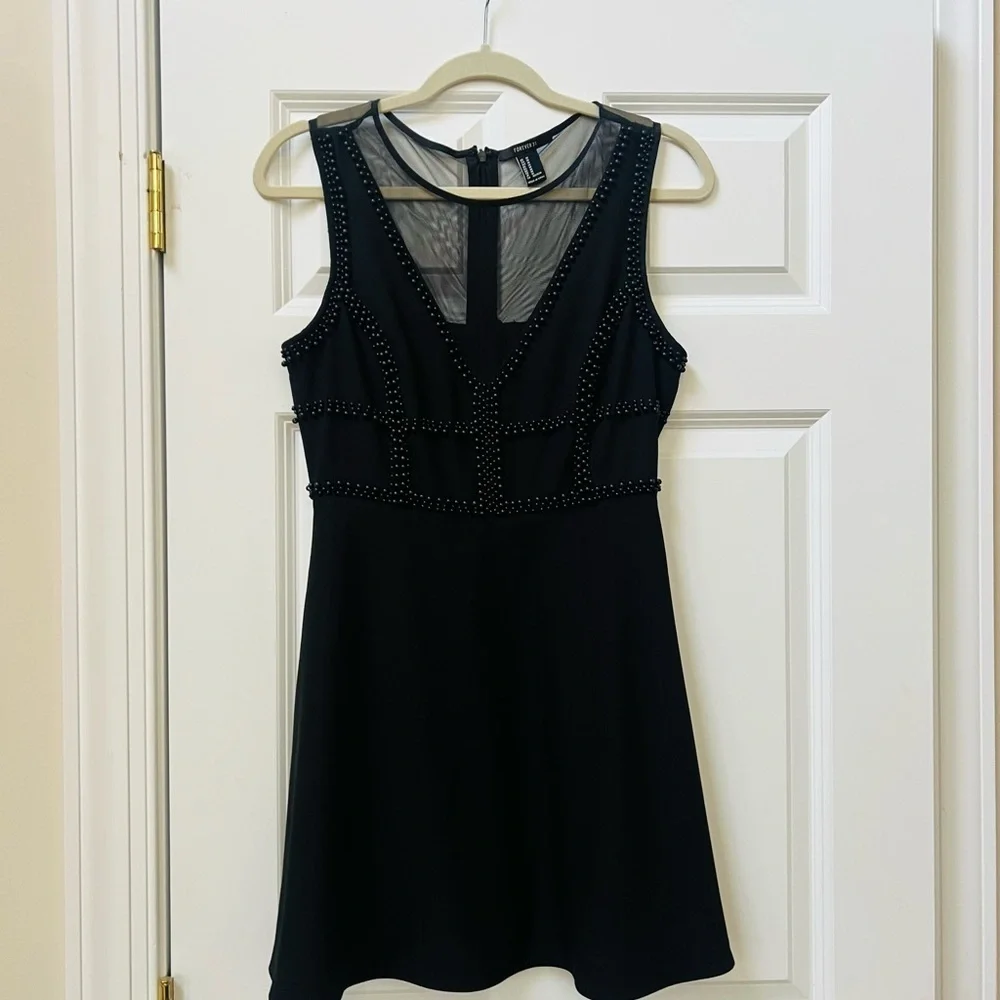 Elegant Forever21 medium Black Sleeveless Dress - Picture 1 of 6
